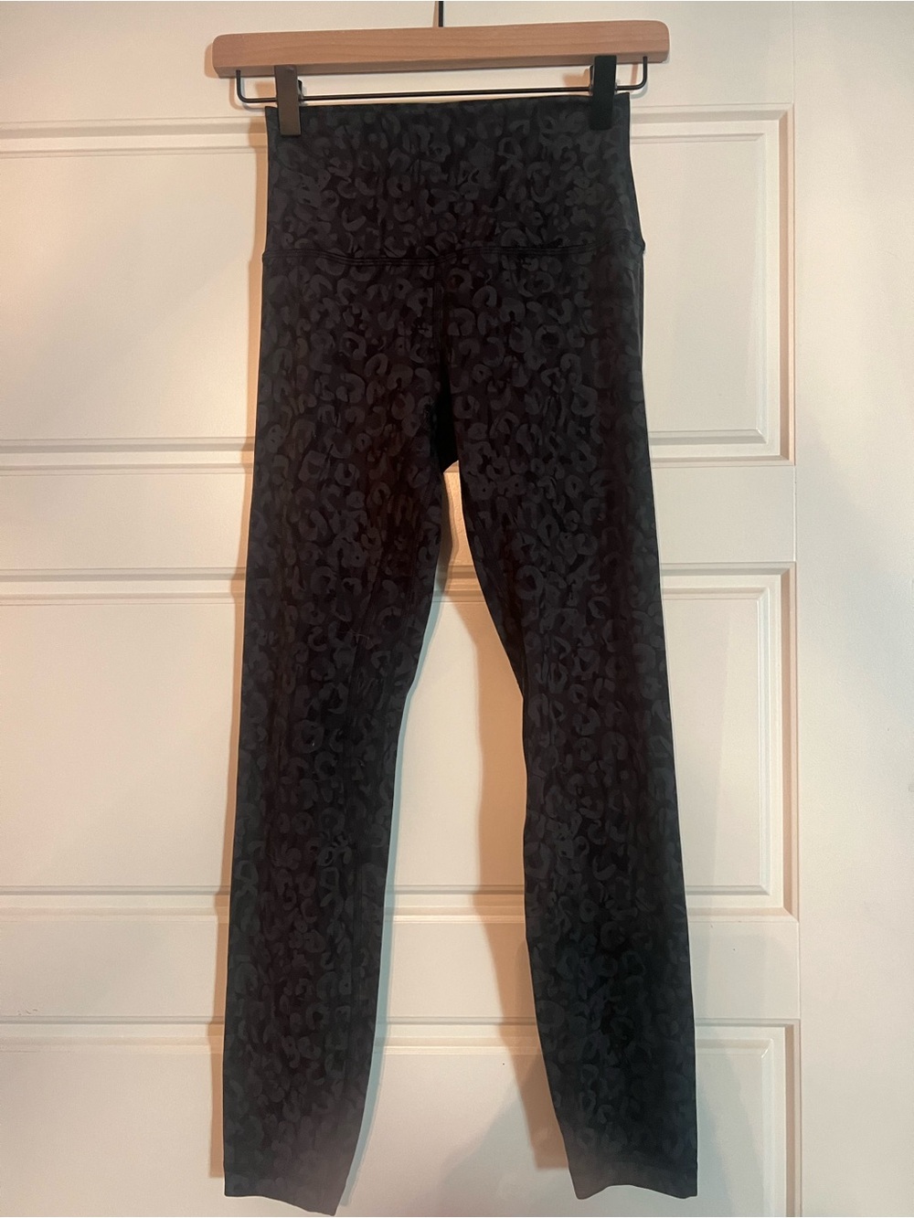 lululemon athletica Black Patterned Womens Leggings Size5 Length 25”